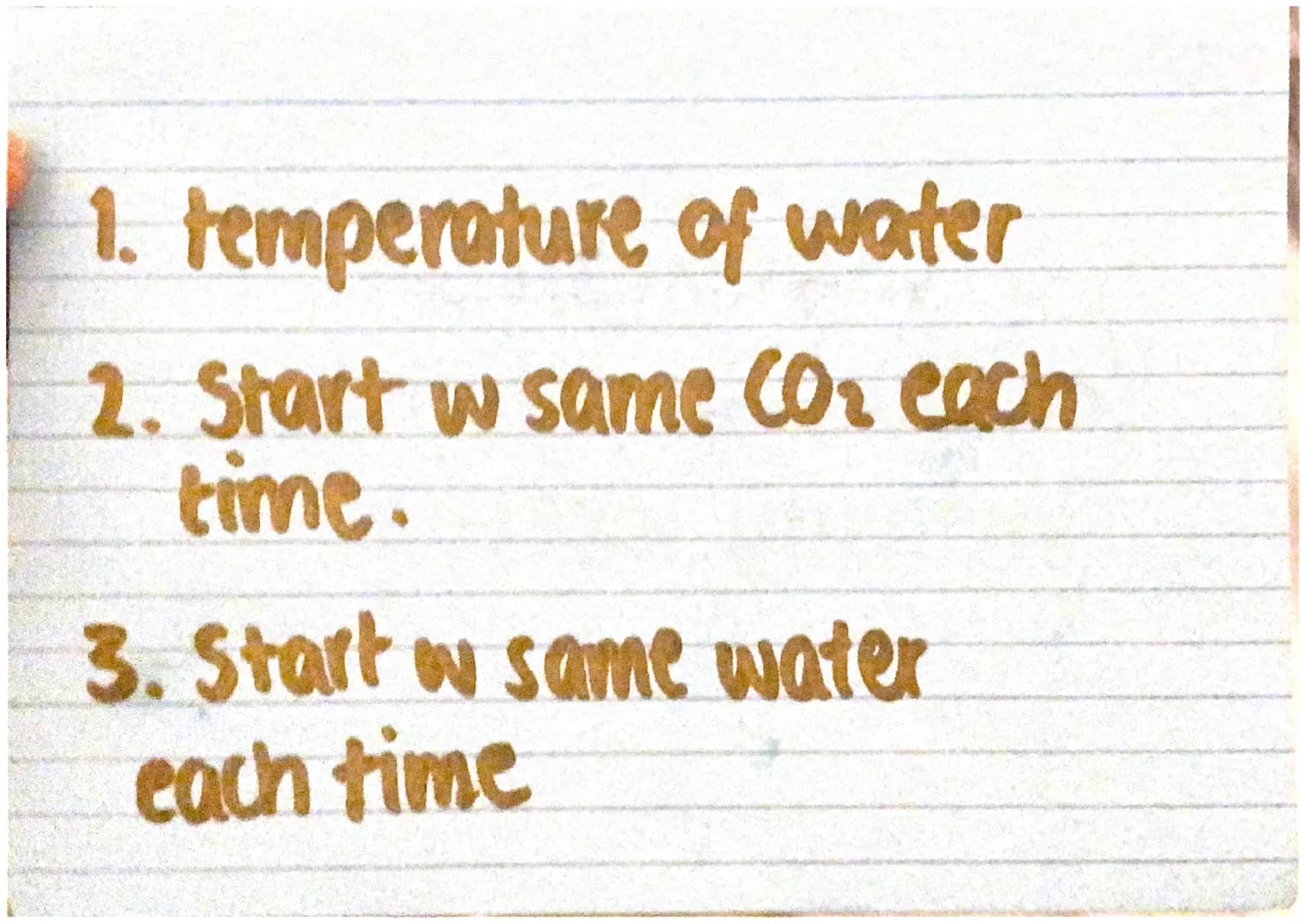 Proteinancais
Cquations
(+ worded) LIGHT
WATER + CARBON DIOXIDE
GLUCOSE + OXYGEN.
(+20+CO2 →glucose + 02)
endothermic reaction! BG
3 variabl