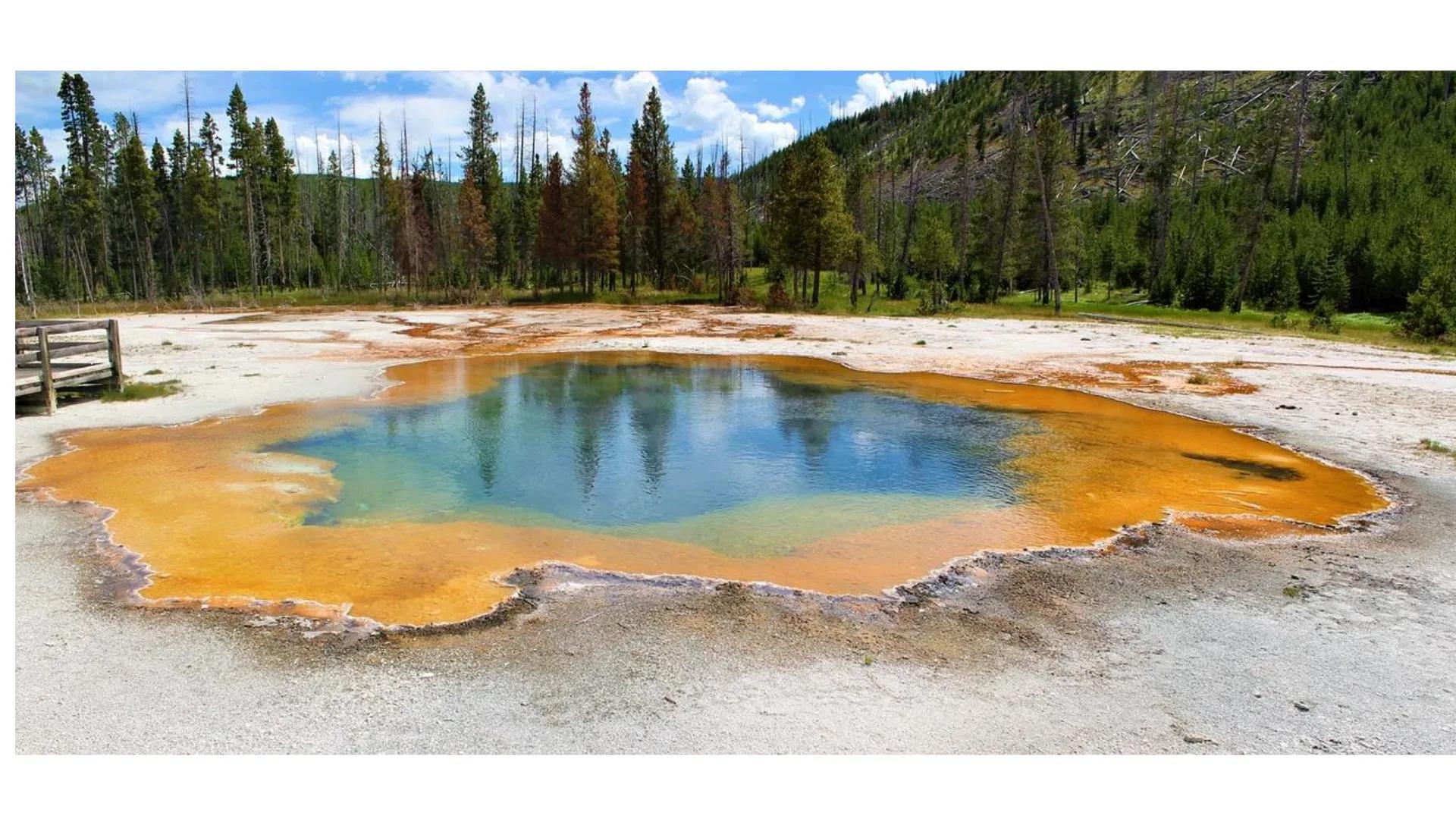 Geothermal Energy What Is Geothermal Energy?
Geothermal energy is the heat that comes from the
sub-surface of the Earth.
It works by using s