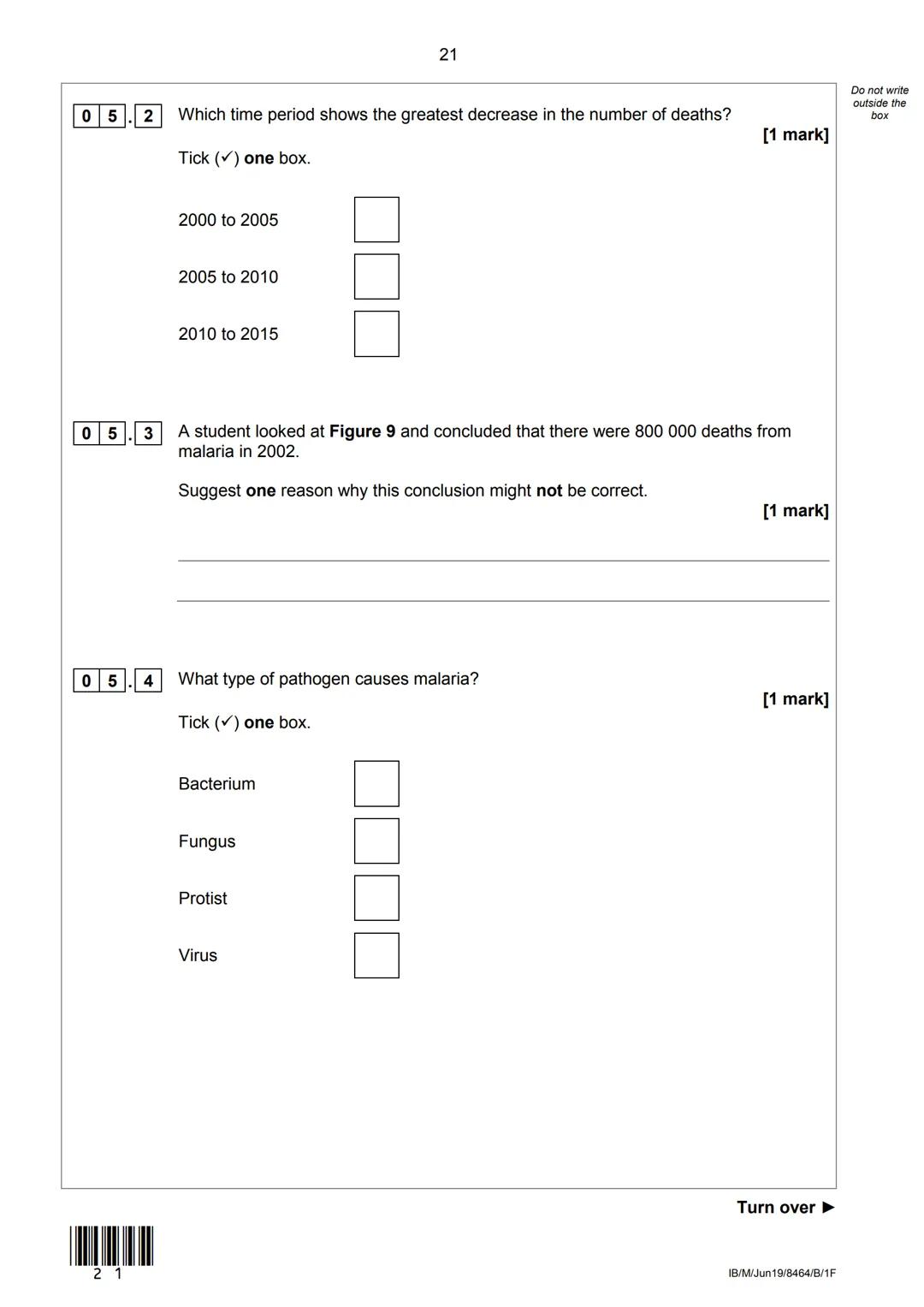 AQAZ
Please write clearly in block capitals.
Centre number
Surname
Forename(s)
Candidate signature
GCSE
COMBINED SCIENCE: TRILOGY
Foundation